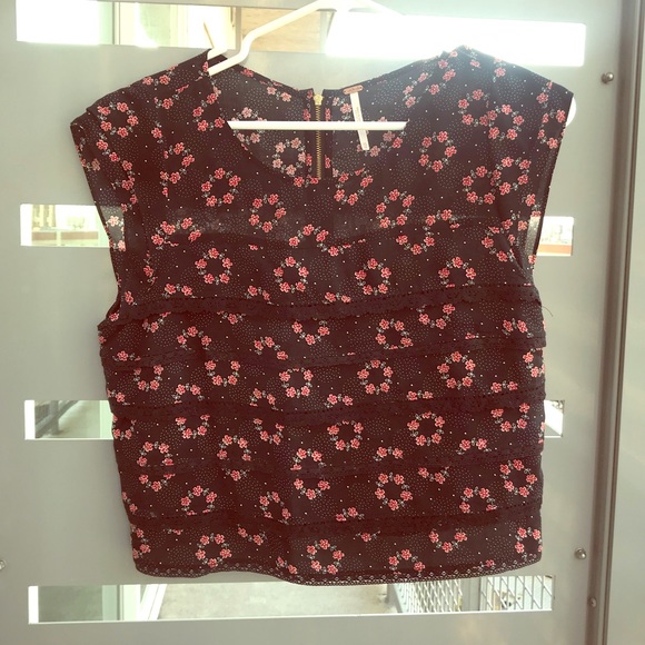 NWOT Free People Crop Top - Picture 1 of 5